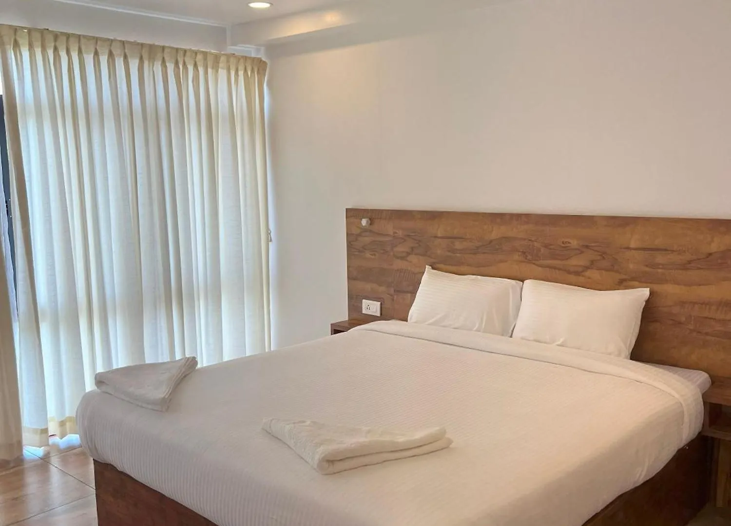 Engineers Hills Apartment Vagamon